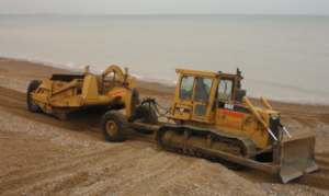 'Box' scraper at work on Pevensey